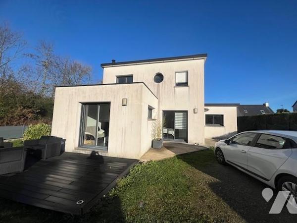 Une maison d'habitation - PLUGUFFAN