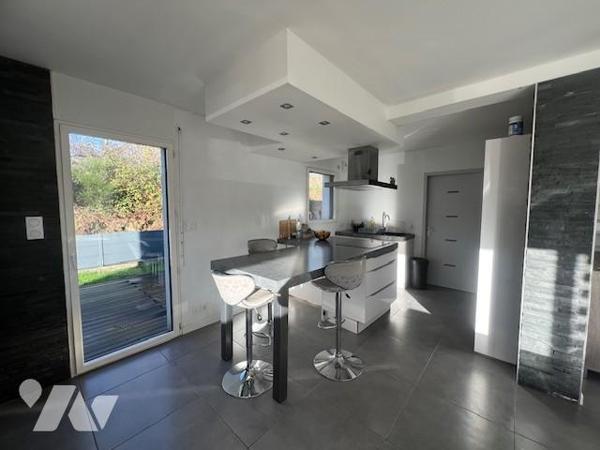 Une maison d'habitation - PLUGUFFAN