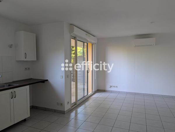 Appartement
         2 pièces
        - 42 m² Exclusivité 152 000 € *