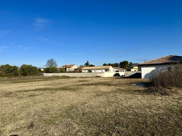 Saint-Didier-sous-Aubenas (07200) Ensemble immobilier comprenant une Magnifique parcelle de terrain à bâtir et un Joli Plain-Pied « Neuf »