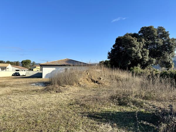 Saint-Didier-sous-Aubenas (07200) Ensemble immobilier comprenant une Magnifique parcelle de terrain à bâtir et un Joli Plain-Pied « Neuf »