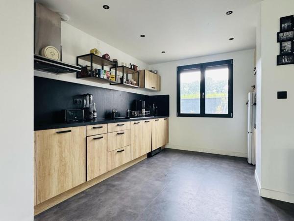 QUIMPERLÉ : Maison 3 chambres avec grand jardin et sous-sol