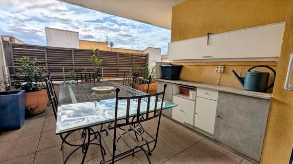 RARE : T5 de standing au centre-ville exposé plein sud avec garage privatif en sous-sol