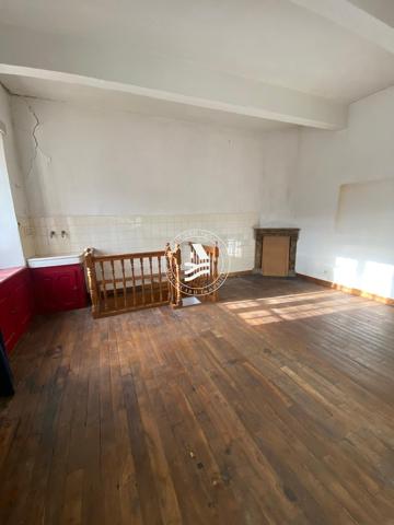 LE BONO-MOCQUARD immobilier vous propose cet appartement en duplex, bénéficiant d'une vue exceptionnelle sur !