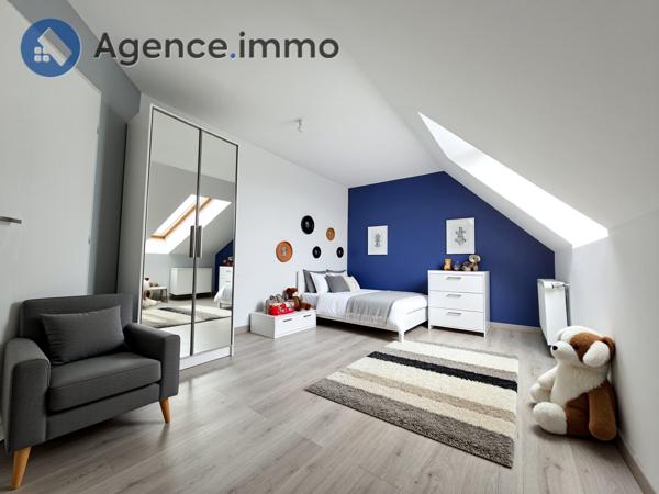À vendre - Maison contemporaine, 6 pièces située à Mulsanne (72230)