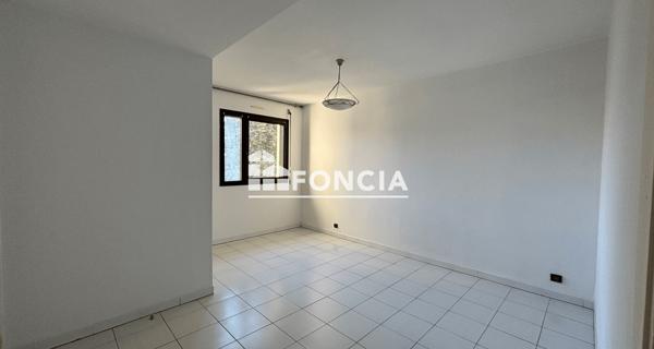 Location Appartement 3 pièces 73.39 m² - Avignon 84000