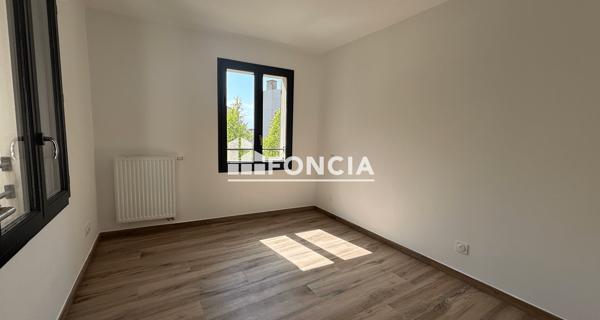 Location Appartement 3 pièces 54.79 m² - Saint-rémy-de-provence 13100