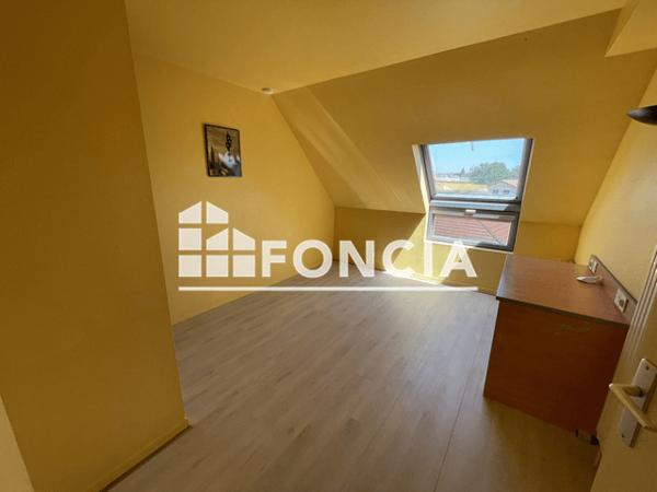 Location Studio 15.77 m² - 26 RUE MONTHOLON Bourg En Bresse 01000