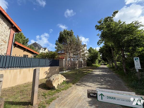 T3 DERNIER ETAGE AVEC GARAGE A DINARD !