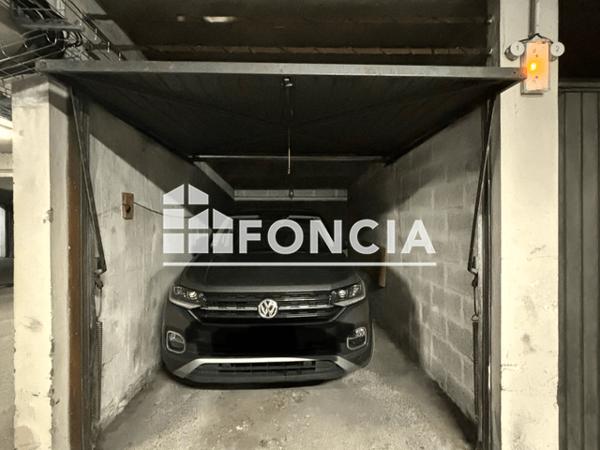 Location Parking - RUE GUSTAVE DESPLACES Aix En Provence 13100