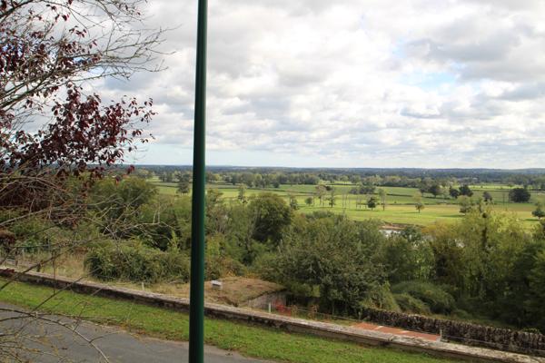 Avrilly (03130) Maison de village, Vue panoramique