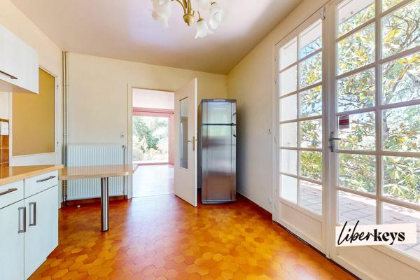 Saint Georges de Luzençon une propriété familiale où l espace ne manque jamais !