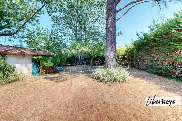 Saint Georges de Luzençon une propriété familiale où l espace ne manque jamais !