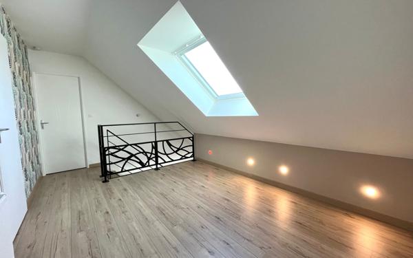 Maison à vendre    7 pièces • 139 m2 Chicheboville