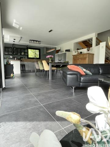 Maison à vendre 5 pièces 130 m² Estaires