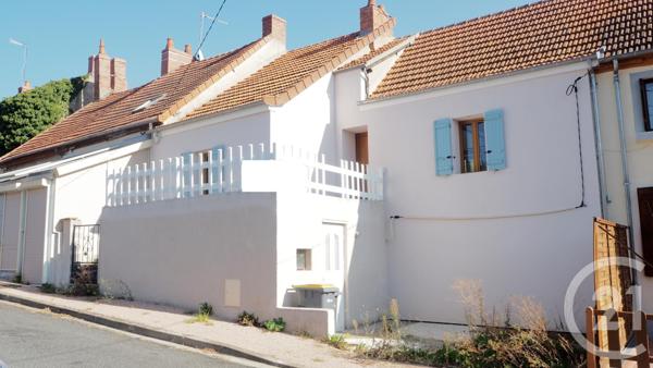 Maison à vendre  3 pièces - 91 m2 COMMENTRY - 03