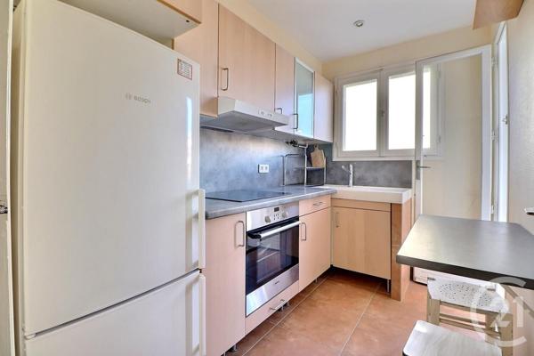Appartement F1 à vendre  1 pièce - 29,10 m2 ST RAPHAEL - 83
