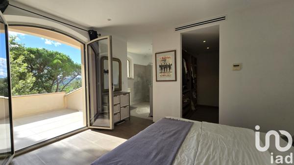 Maison à vendre 6 pièces 150 m² Collobrières