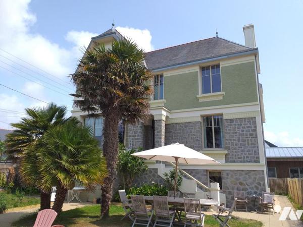 Proche plage et commerces 6 chambres- 2 garages - Jardin