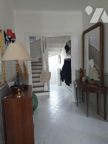 Proche plage et commerces 6 chambres- 2 garages - Jardin