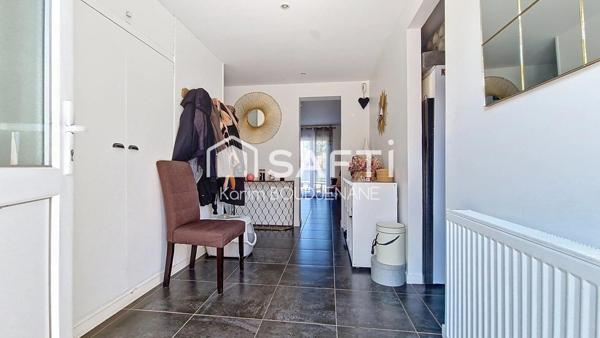 Maison individuelle sur 400 m2 de terrain, 3 chambres...