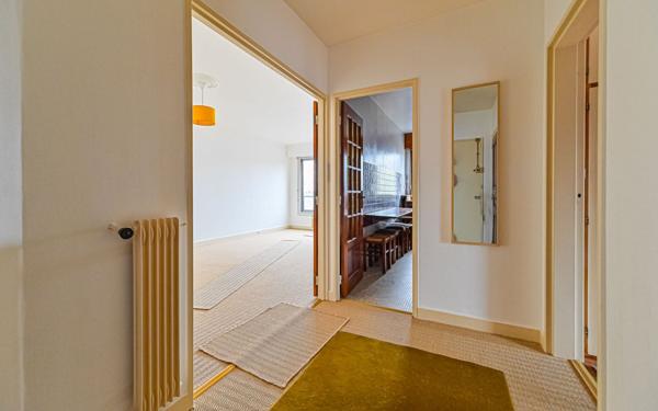 Appartement à vendre    4 pièces • 72,62 m2 Paris 19