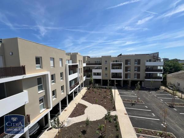 Appartement à louer 2 pièces 44m² Arles (13200)