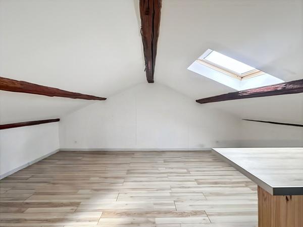 Appartement 5 pièces à vendre à Chateaurenard - Idéal investisseur