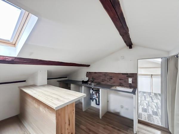 Appartement 5 pièces à vendre à Chateaurenard - Idéal investisseur