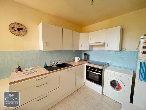 Location appartement 3 pièces de 77.03m²