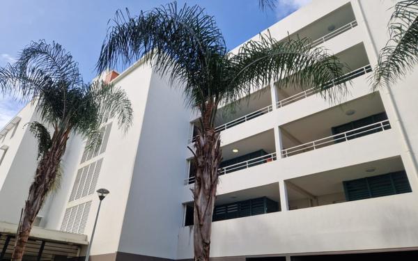 Appartement à vendre    4 pièces •  Fort-de-France