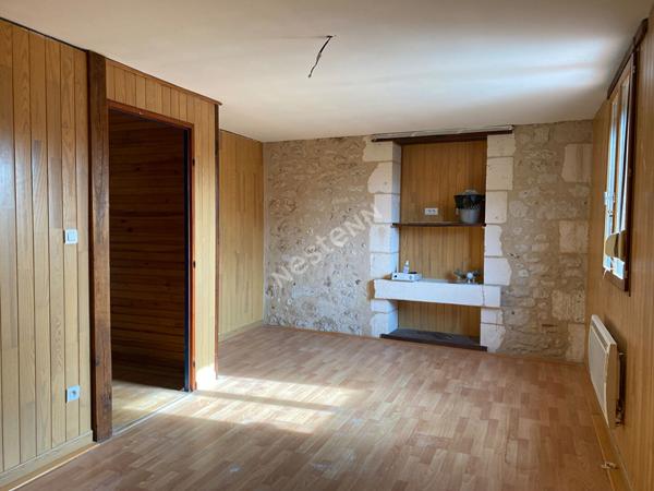 Habitation avec logements et local a Lisle proche tous commerces