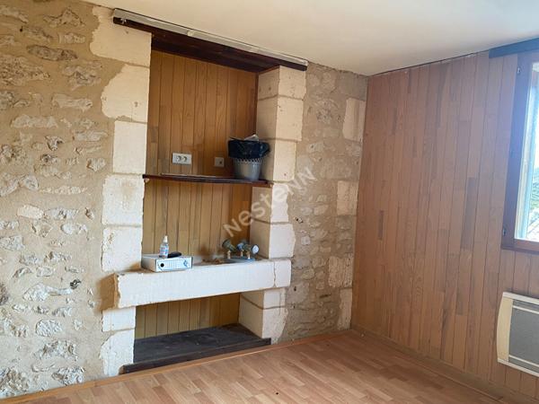 Habitation avec logements et local a Lisle proche tous commerces