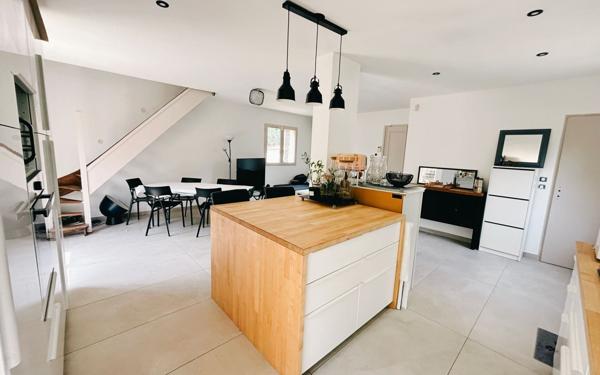 Maison à vendre    4 pièces • 80 m2 Francheville