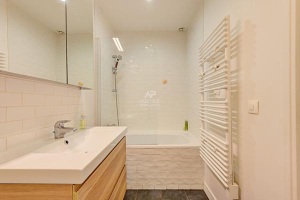 Appartement Saint Germain En Laye 5 pièce(s) 111.24 m2 1 090 000 € **  - Référence  18226