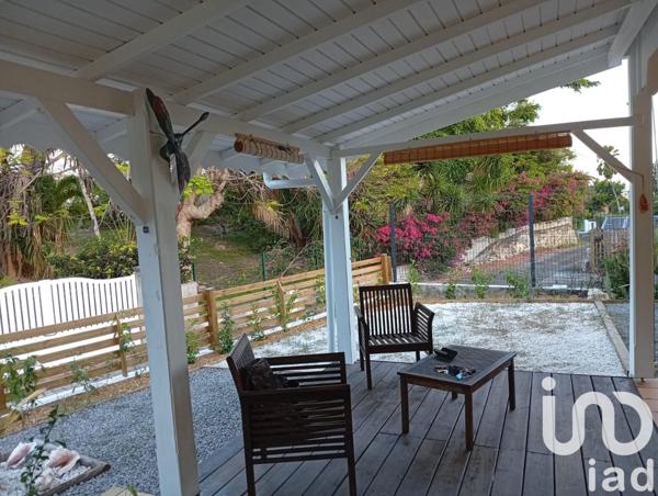 Appartement 1 pièce de 28 m² à Saint-François (97118)