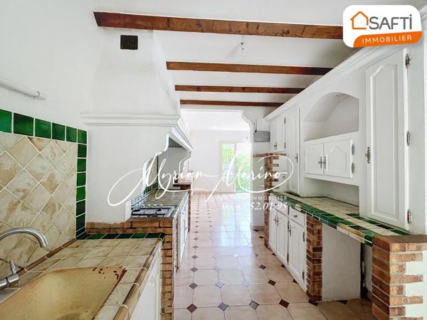 MAISON INDÉPENDANTE  PLAIN PIED DE  6 PIÈCES - CENTRE DE 83370 SAINT AYGULF