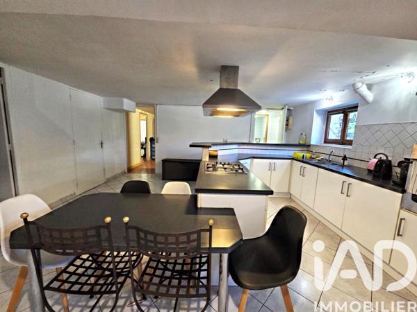 Maison à vendre 7 pièces 307 m² Sallanches
