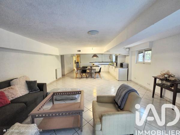 Maison à vendre 7 pièces 307 m² Sallanches