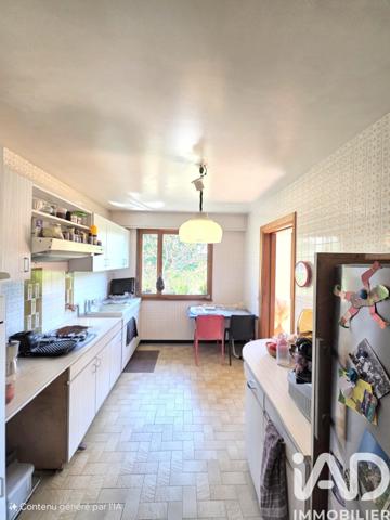 Maison à vendre 7 pièces 307 m² Sallanches