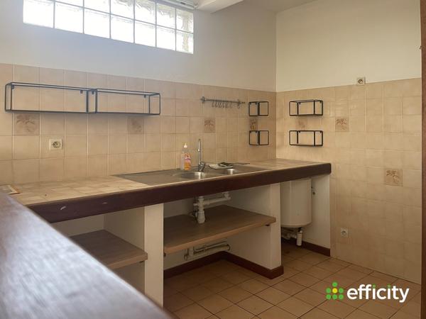 Immeuble 18 pièces - 510 m²