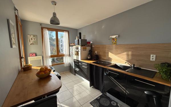 Appartement à vendre    2 pièces • 55 m2 Fontaines-sur-Saône