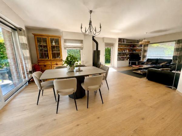 Maison individuelle en semi plain pied 200 m² habitables – Wasquehal – Terrain arboré 850 m² WASQUEHAL