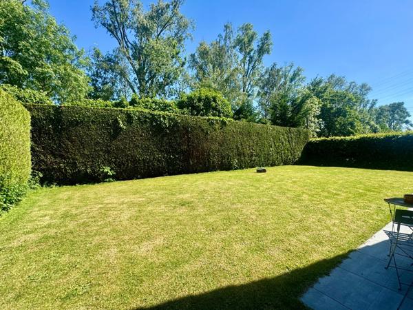 Maison individuelle en semi plain pied 200 m² habitables – Wasquehal – Terrain arboré 850 m² WASQUEHAL