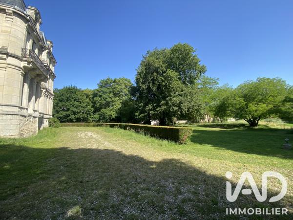 Maison à vendre 15 pièces 1 200 m² Châlons-en-Champagne
