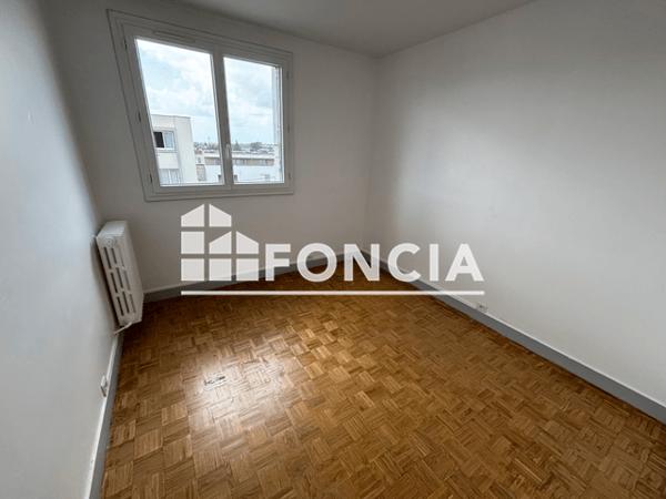 Location Appartement 4 pièces 76.56 m² - BATIMENT X La Riche 37520