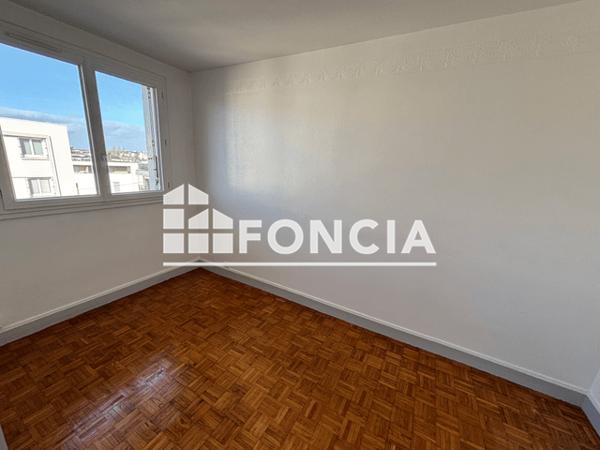Location Appartement 4 pièces 76.56 m² - BATIMENT X La Riche 37520