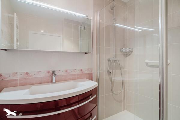 Appartement à vendre |                                       Villeurbanne |                                        3 pièces  |  67 m²