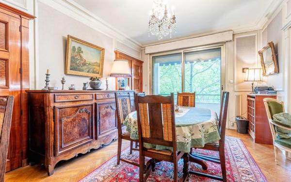 Appartement à vendre    4 pièces • 136,11 m2 Lyon 6