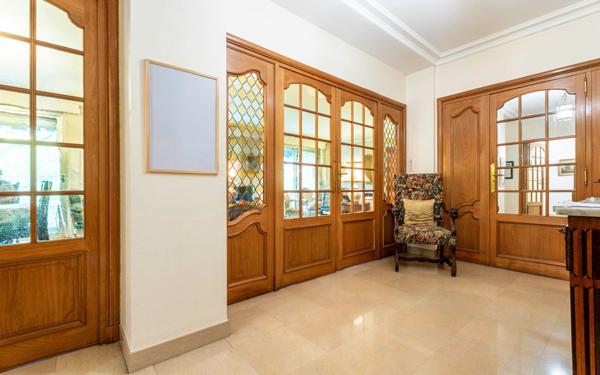 Appartement à vendre    4 pièces • 136,11 m2 Lyon 6